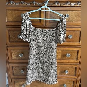Brand New Trixxi Leopard Puff Sleeve Dress